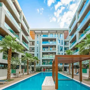 Fam Living Walk - Opposite Walk Mall - 2a دبي